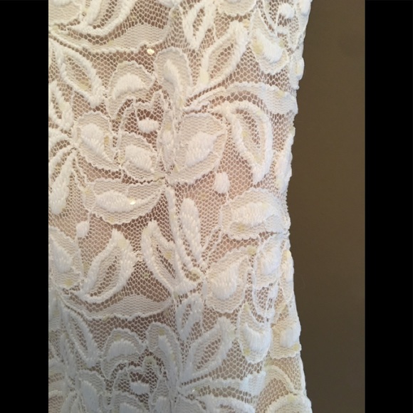 Belle Badgley Mischa - Picture 3 of 8